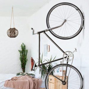 CNew Delta Bike Wall Mount Rack with tray organizer storage solution NWT